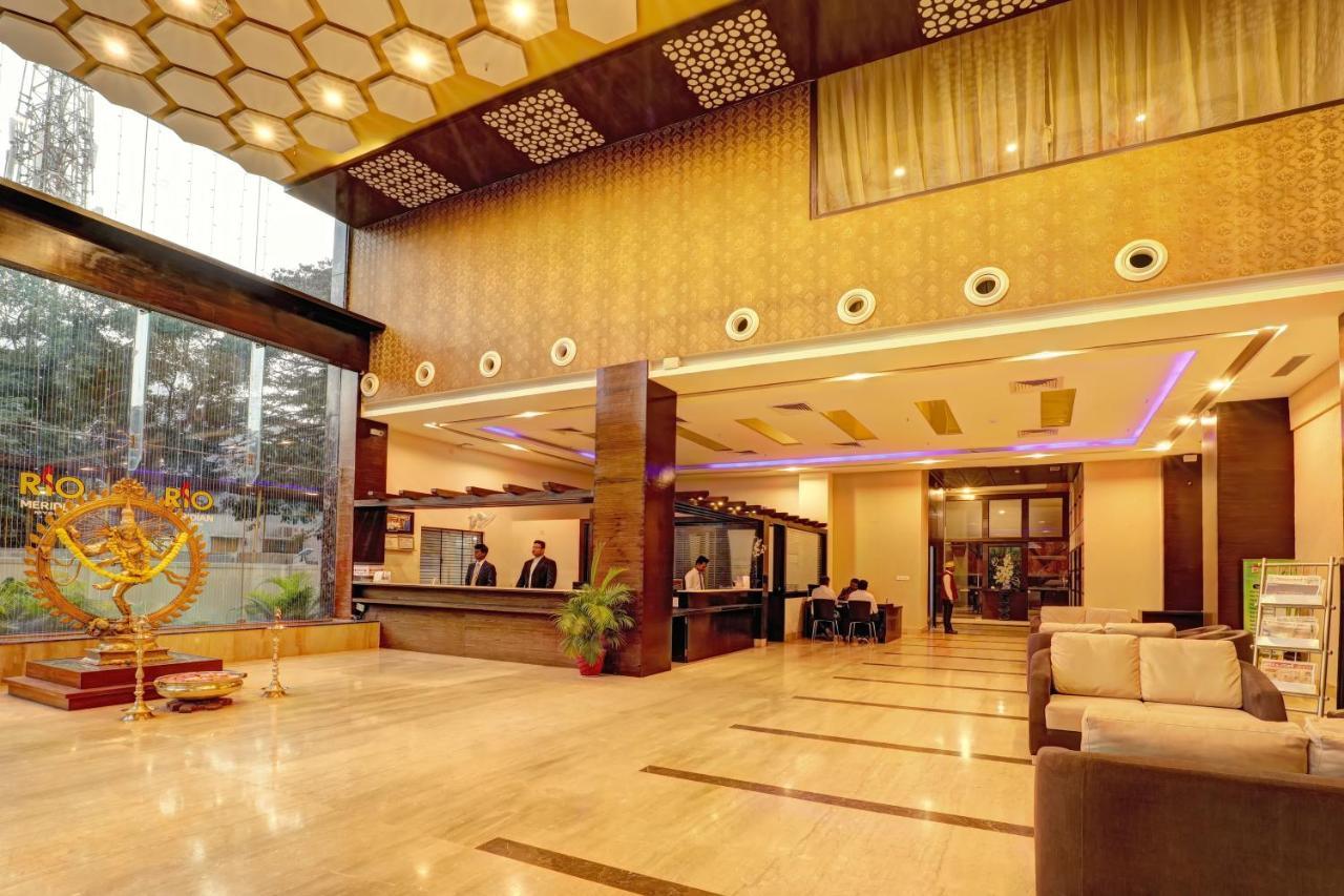 Rio Meridian Hotel Mysore Exteriör bild